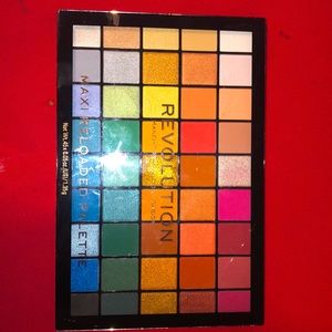 Revolution make up palette